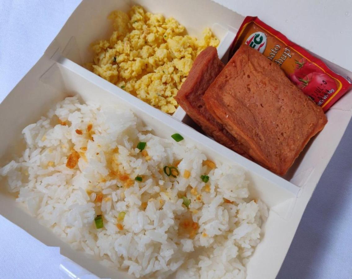 Reddoorz Plus Near Capitol Commons Pasig City Buitenkant foto
